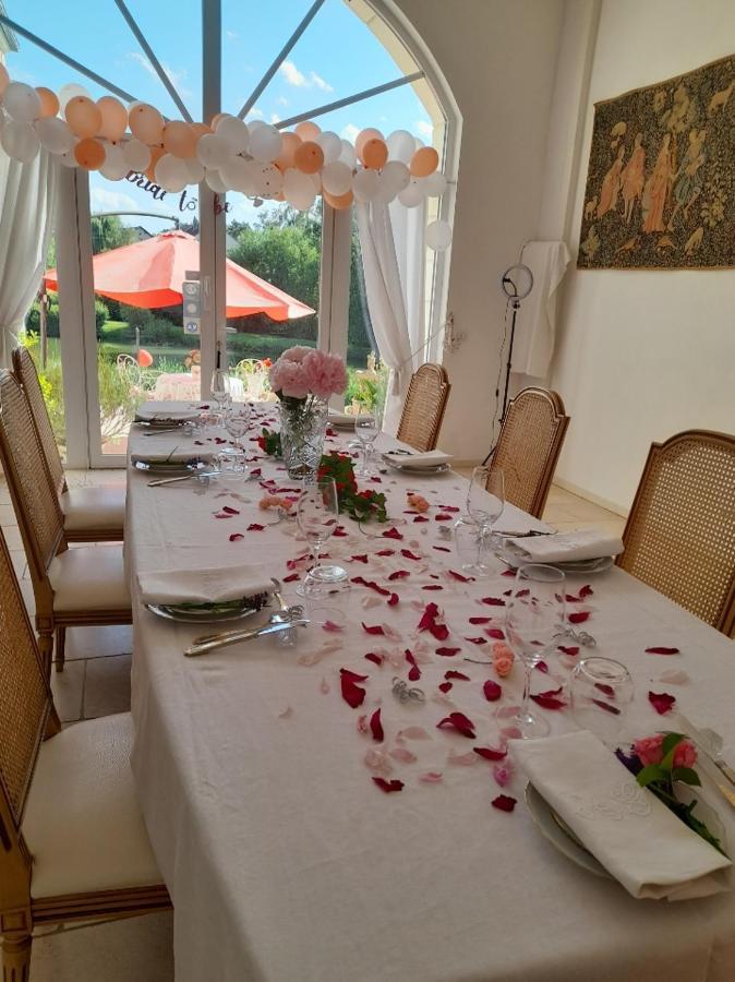 Domaine De Lardoisiere Guest house